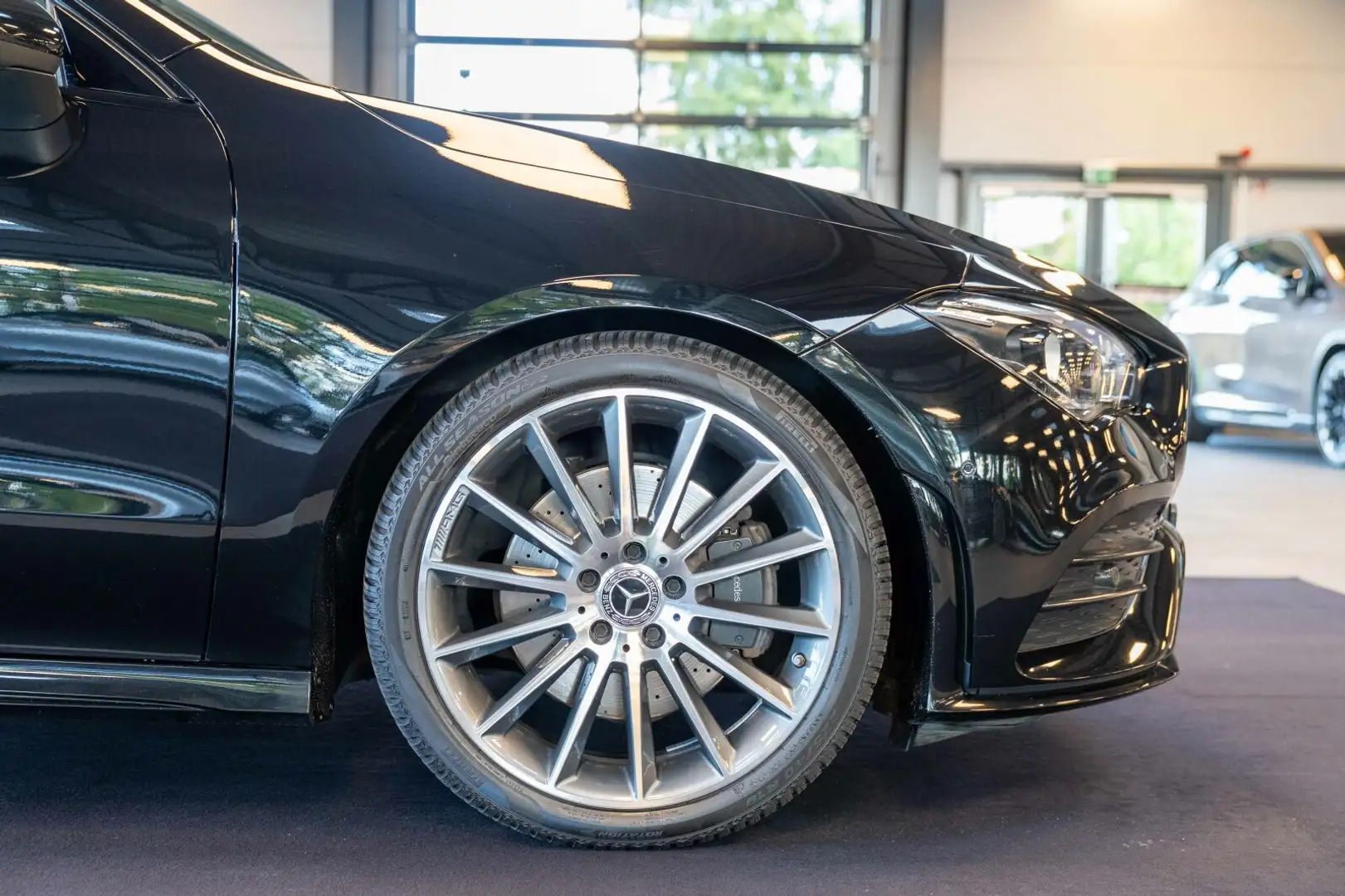 Mercedes-Benz CLA 200 CLA 200 d SB AMG Line Night Ambientebeleuchtung Schwarz - 2