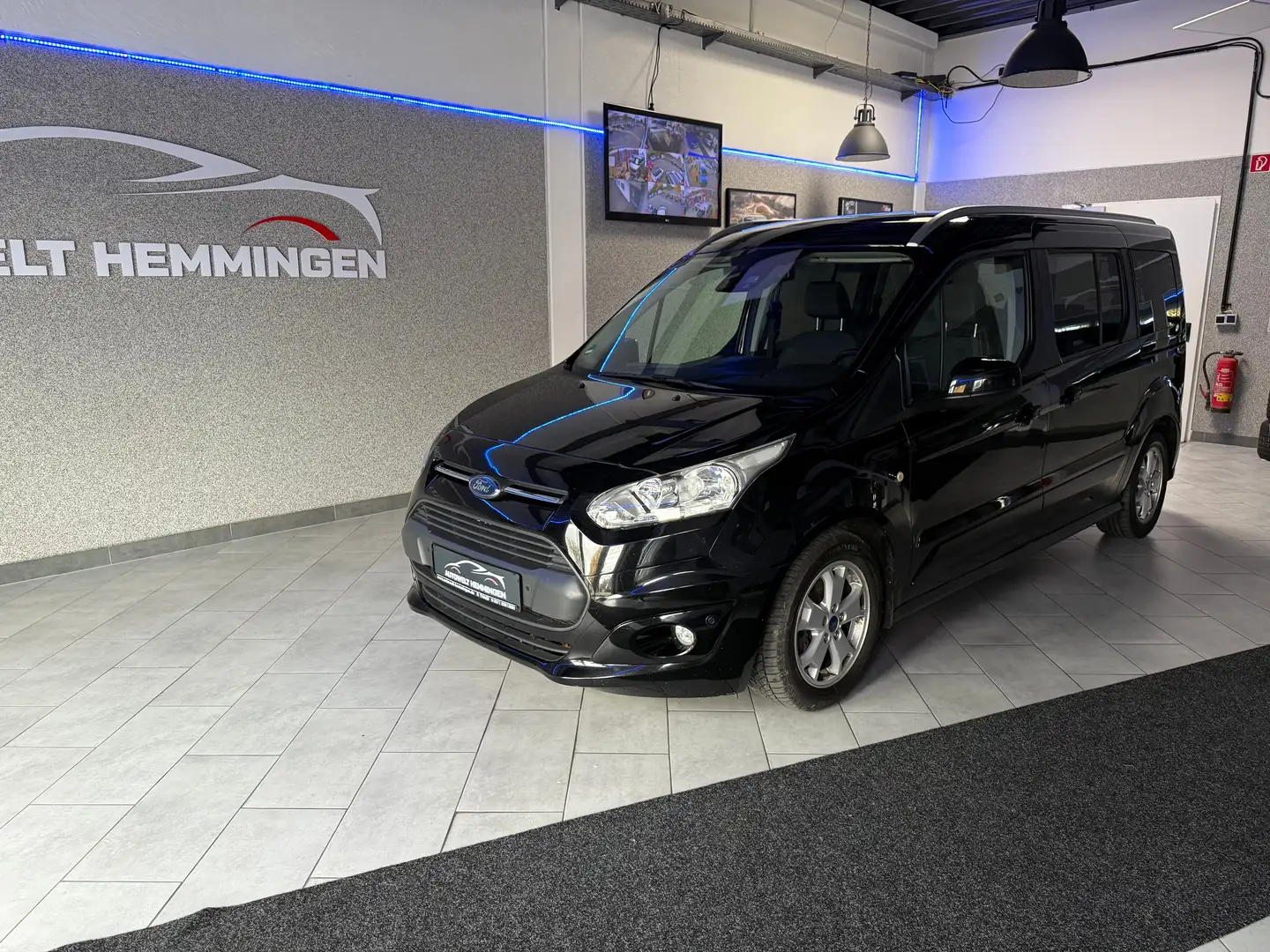 Ford Tourneo Connect 1.5 Titanium*12M.Garantie*Finanzierung* Schwarz - 1