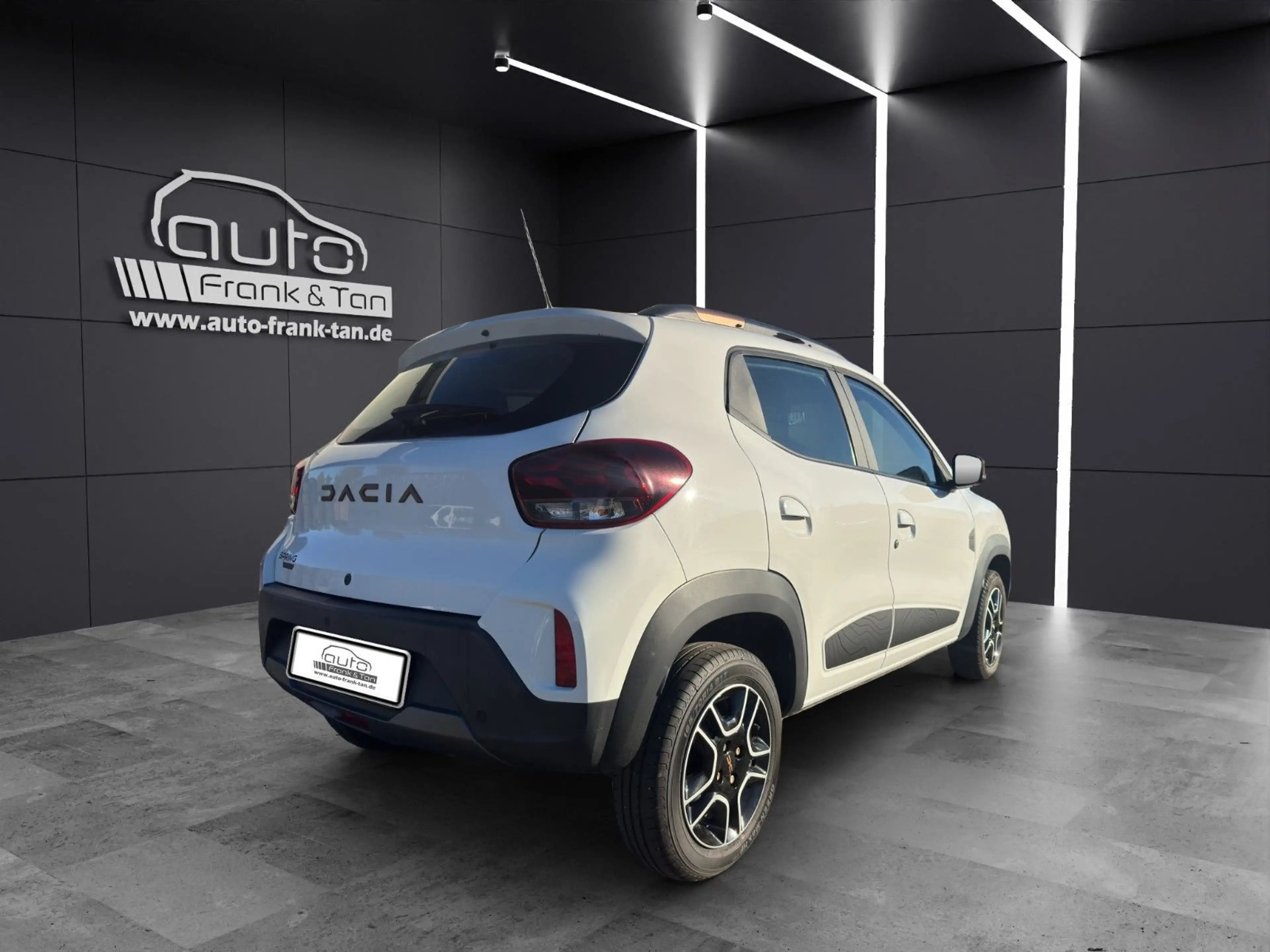 Dacia Spring Electric Extreme CAM*Navi*Klima*LED — photo 6