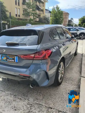BMW 1 Series view 6
