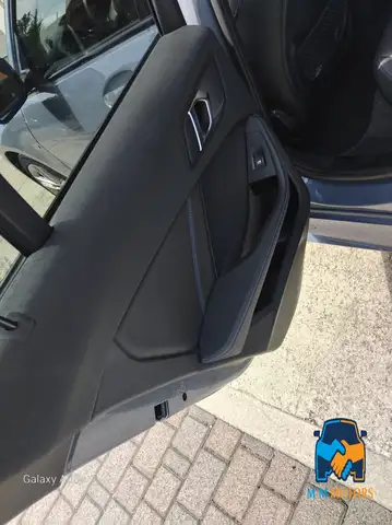 BMW 1 Series view 11