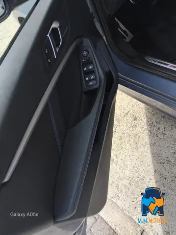 BMW 1 Series view 10