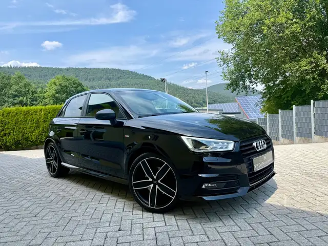 Audi A1 Sportback 1.4 TFSI sport S line Leder Xenon