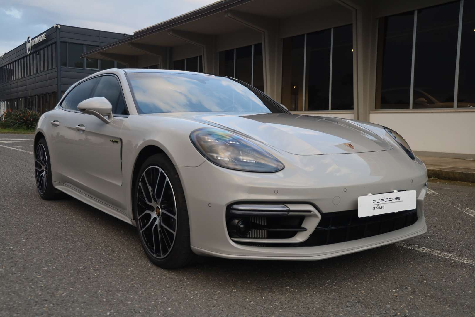 Porsche Panamera II Platinum Edition - - Joinsteer - #1
