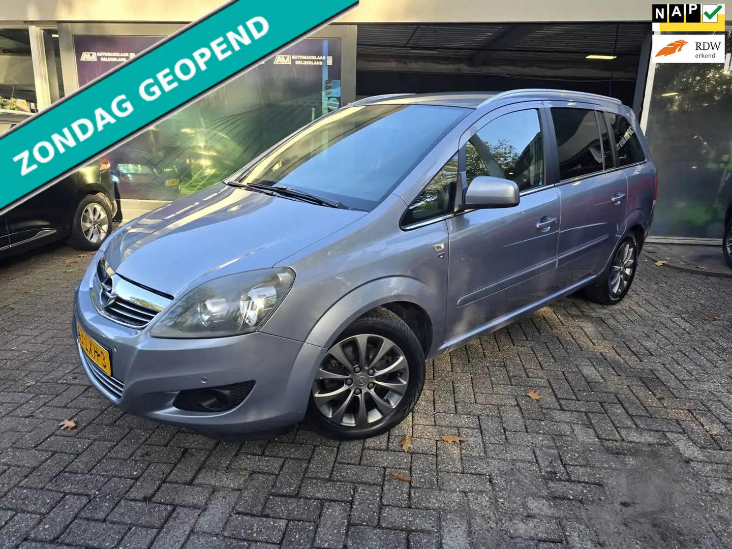 Opel Zafira 1.8 111 years Edition | 7 PERSOONS | AIRCO | NAVI Gris - 1