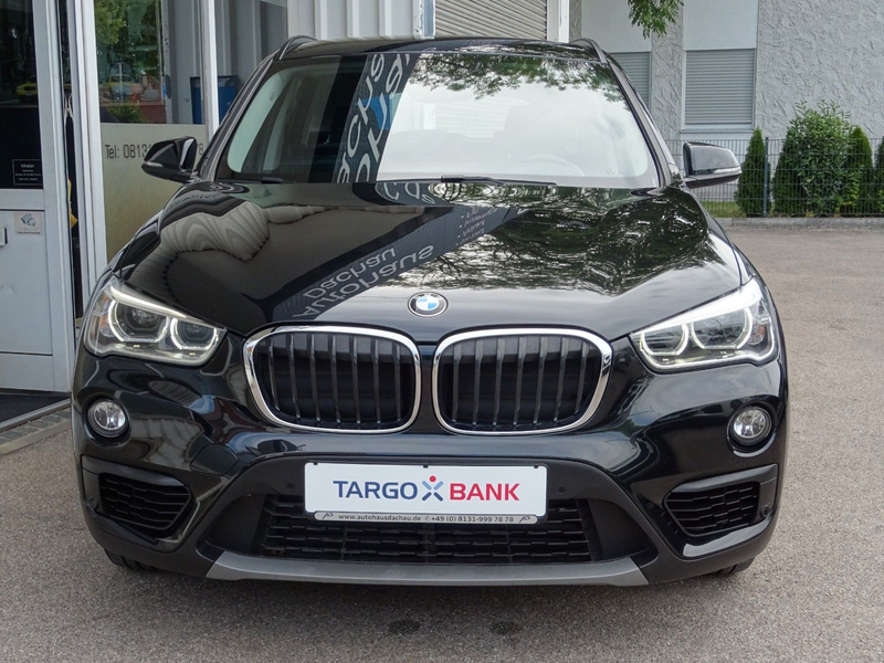BMW X1 sDrive18i Aut Advantage Navi LED Kam Lenkr.H. — photo 2