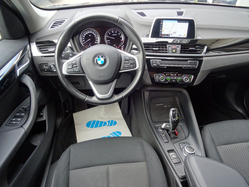 BMW X1 sDrive18i Aut Advantage Navi LED Kam Lenkr.H. — photo 7