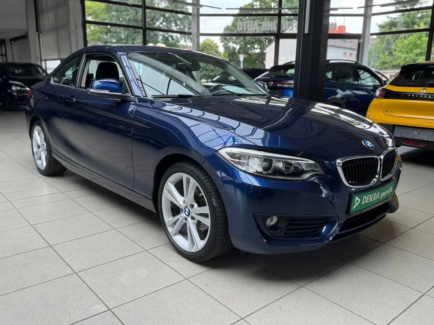 BMW 218 i Advantage *LED-BiXenon*SHZ*Temp.* uvm. Blau - 2