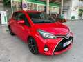 Toyota Yaris HSD 1.5 Advance Rojo - thumbnail 3