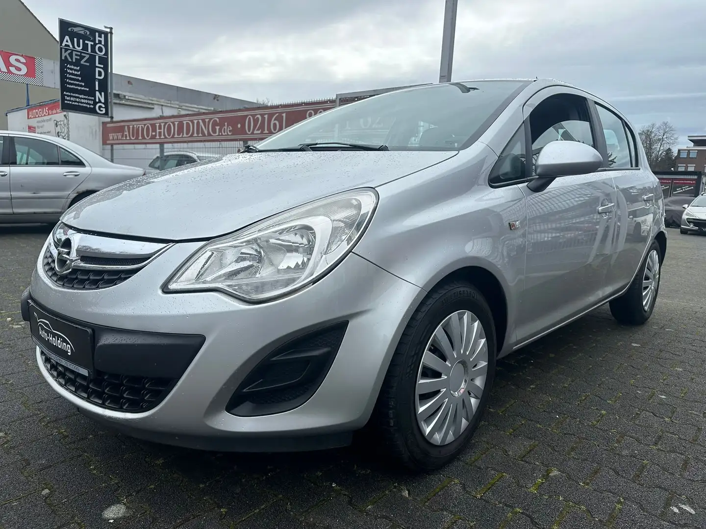 Opel Corsa 1.2 16V ecoFLEX 5.Türig / Tempomat / Klima / BT Gümüş rengi - 1