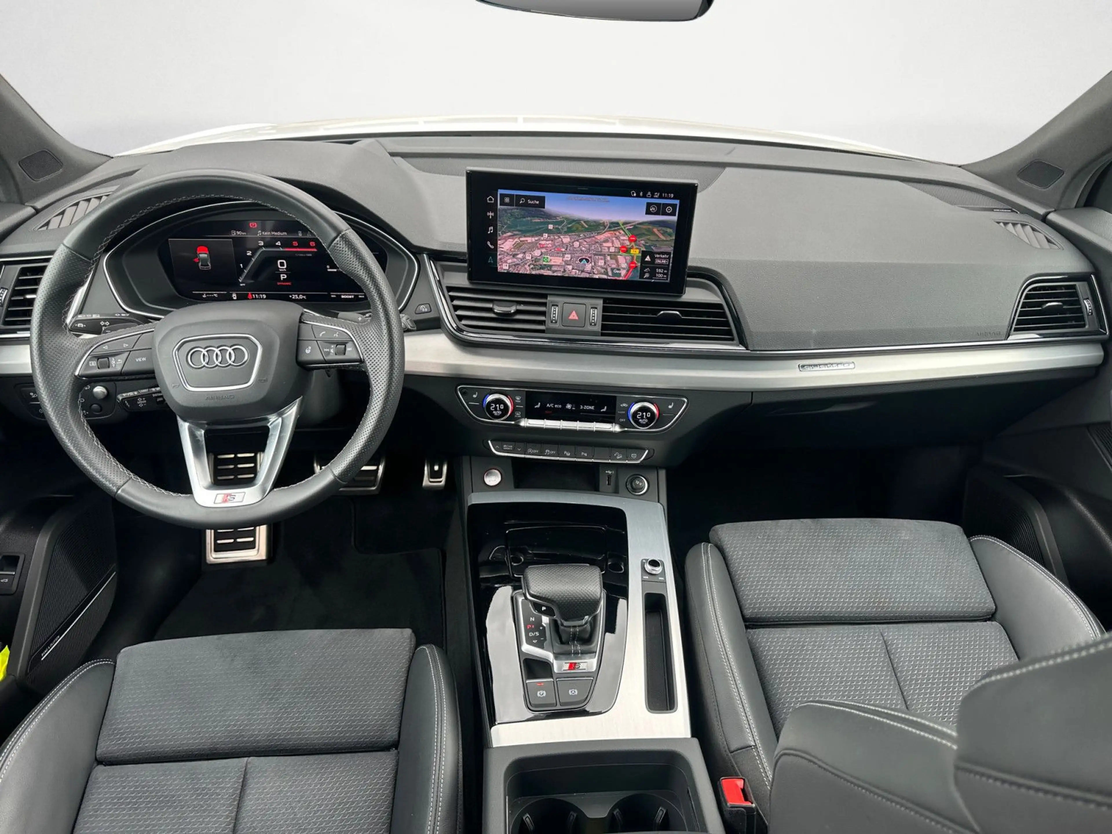 Audi SQ5 TDI Massage AHK Navi HUD Assist B&O Standhzg — photo 12