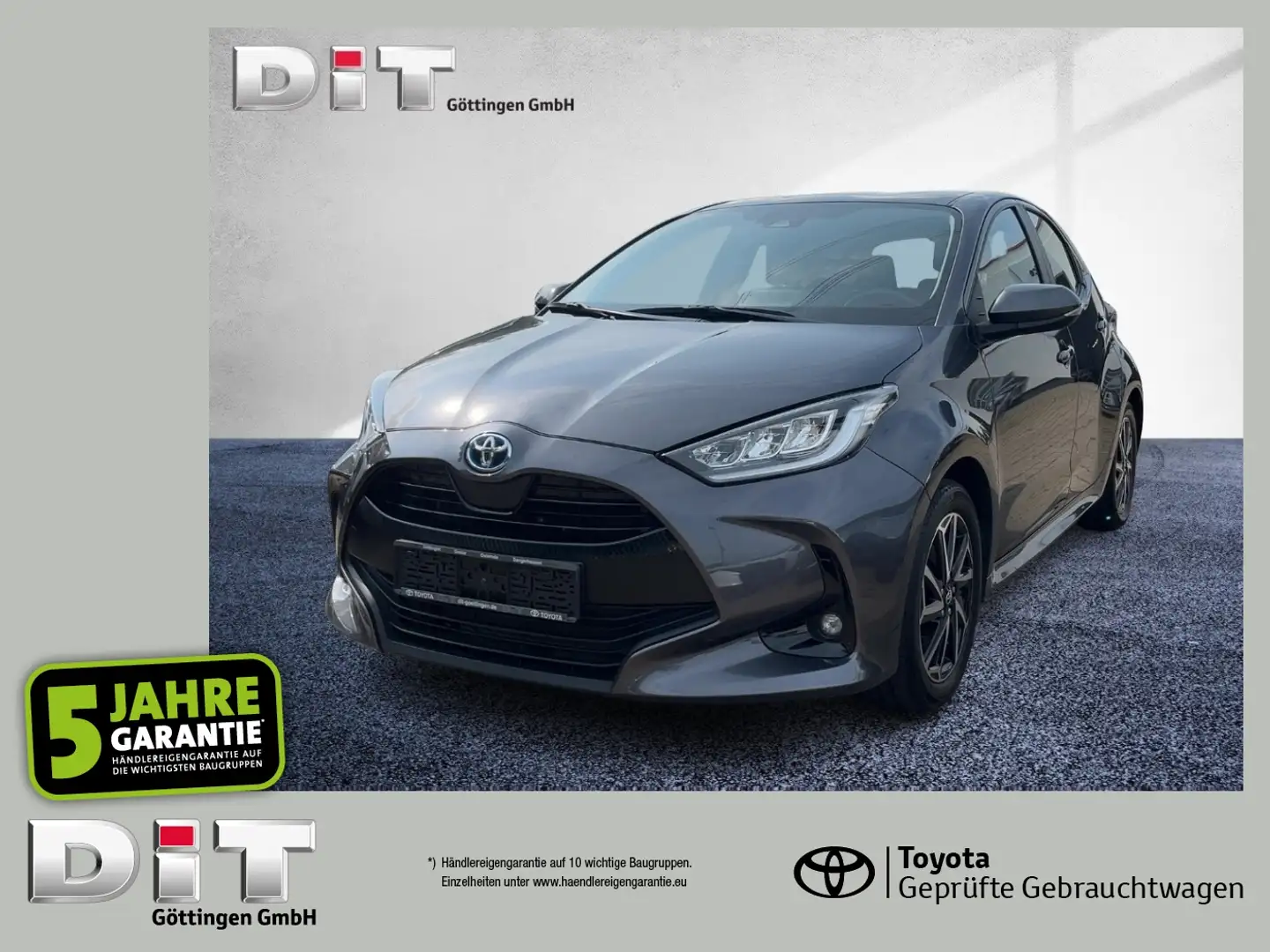 Toyota Yaris 1.5 D Team Deutschland Klimaautomatik Grijs - 1