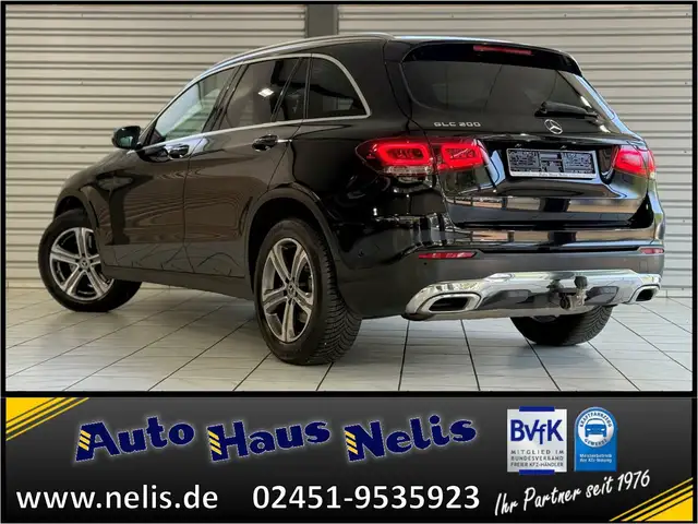 Mercedes-Benz GLC 200 view 5