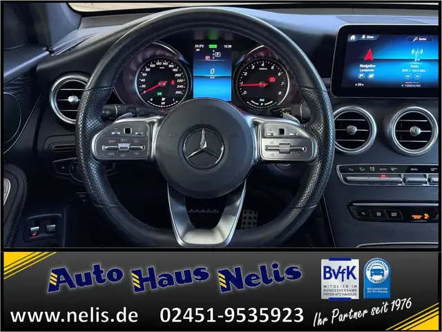 Mercedes-Benz GLC 200 view 12
