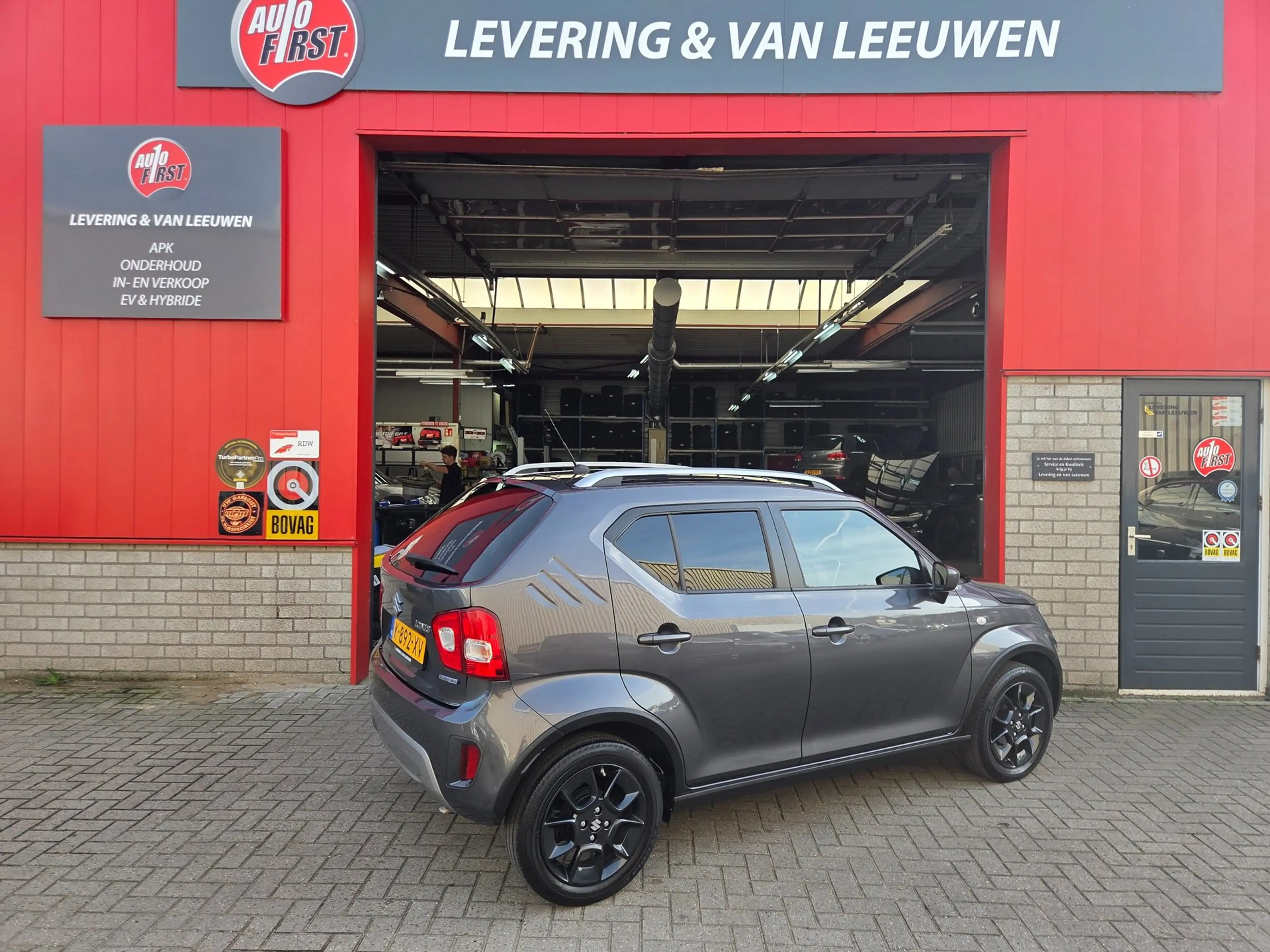 Suzuki Ignis 1.2 Smart Hybrid Select Camera/ LM velgen/ Carplay — photo 3