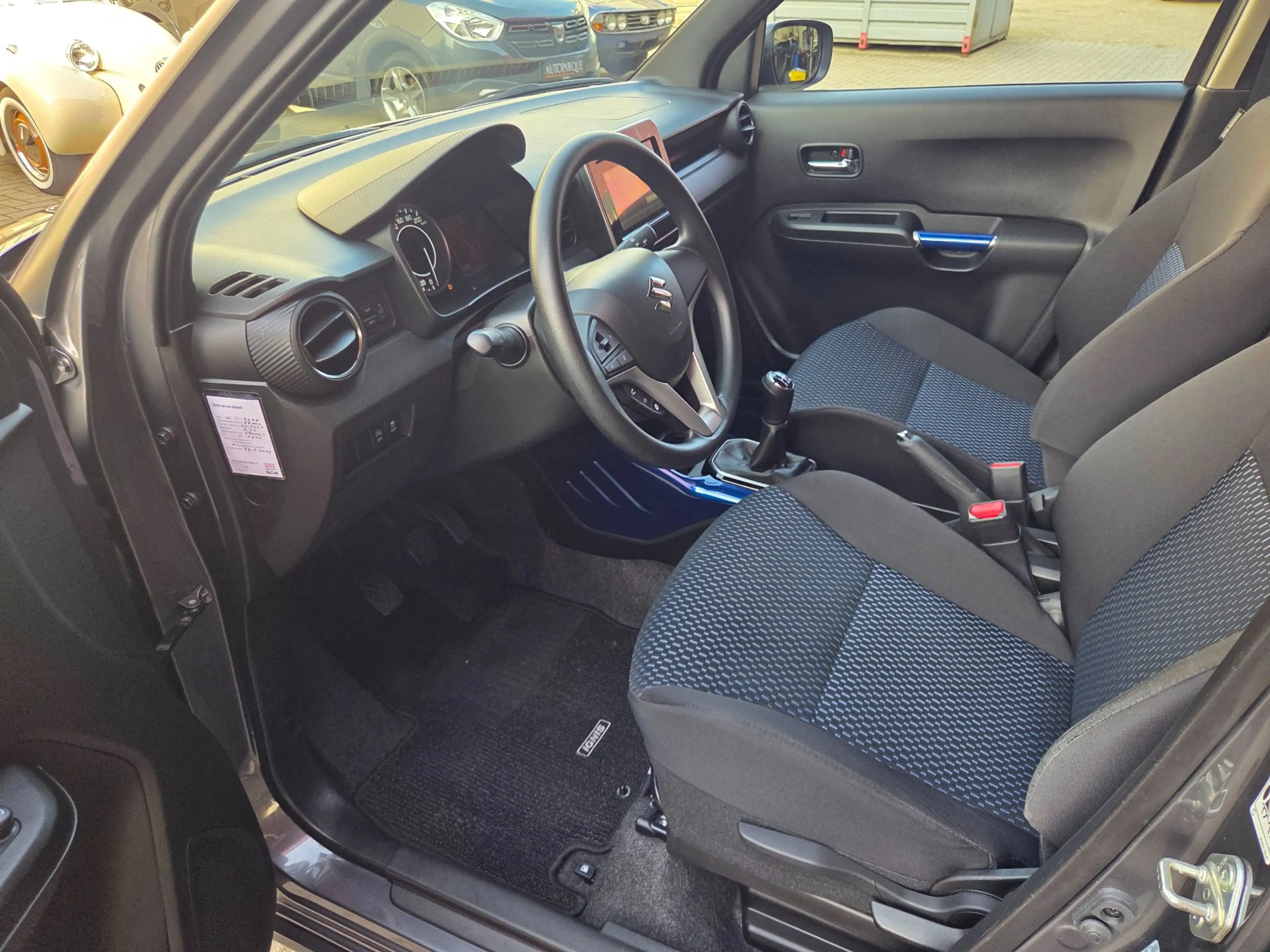 Suzuki Ignis 1.2 Smart Hybrid Select Camera/ LM velgen/ Carplay — photo 11