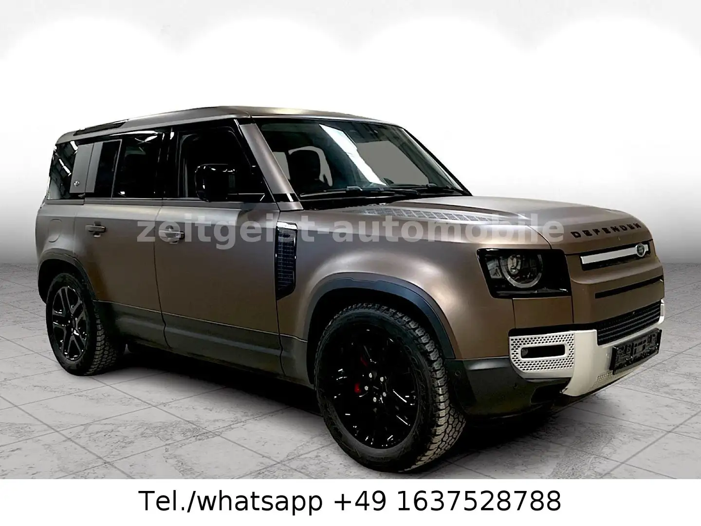 Land Rover Defender 110 SE D250 Braun - 1