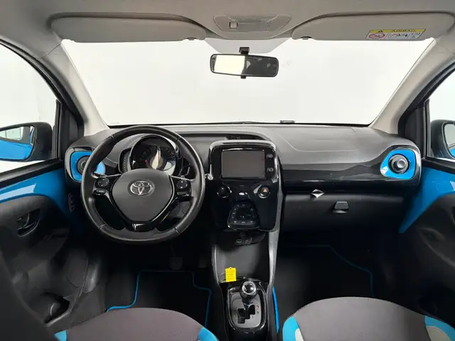 Toyota Aygo view 13