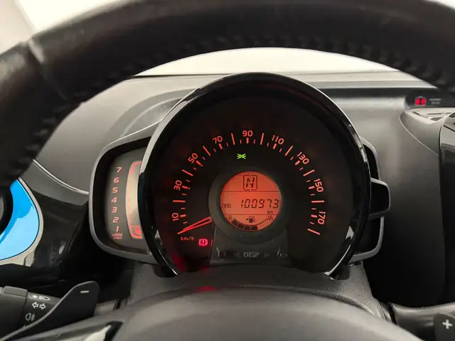 Toyota Aygo view 12