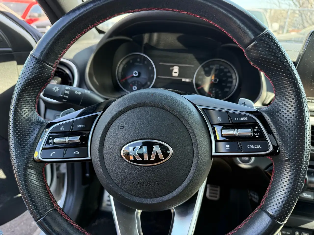 Kia Forte снимка Kia Forte