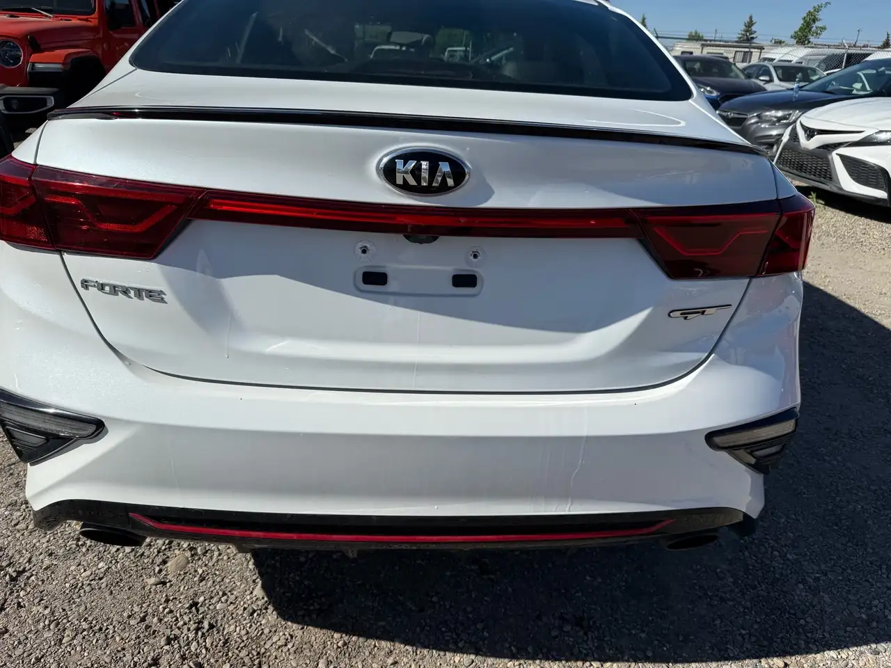 Kia Forte снимка Kia Forte