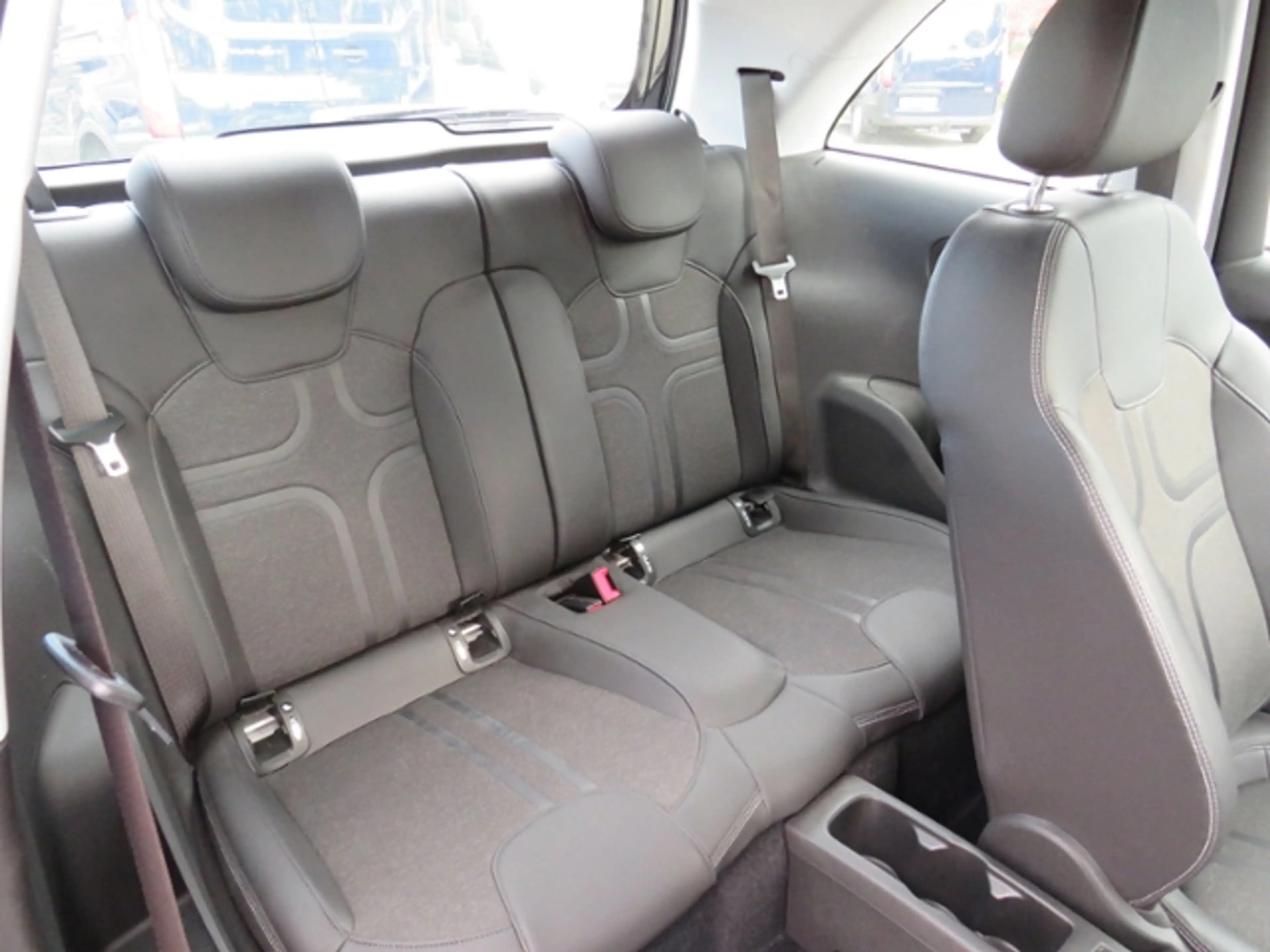 Opel Adam Rocks KLIMA ALU — photo 9