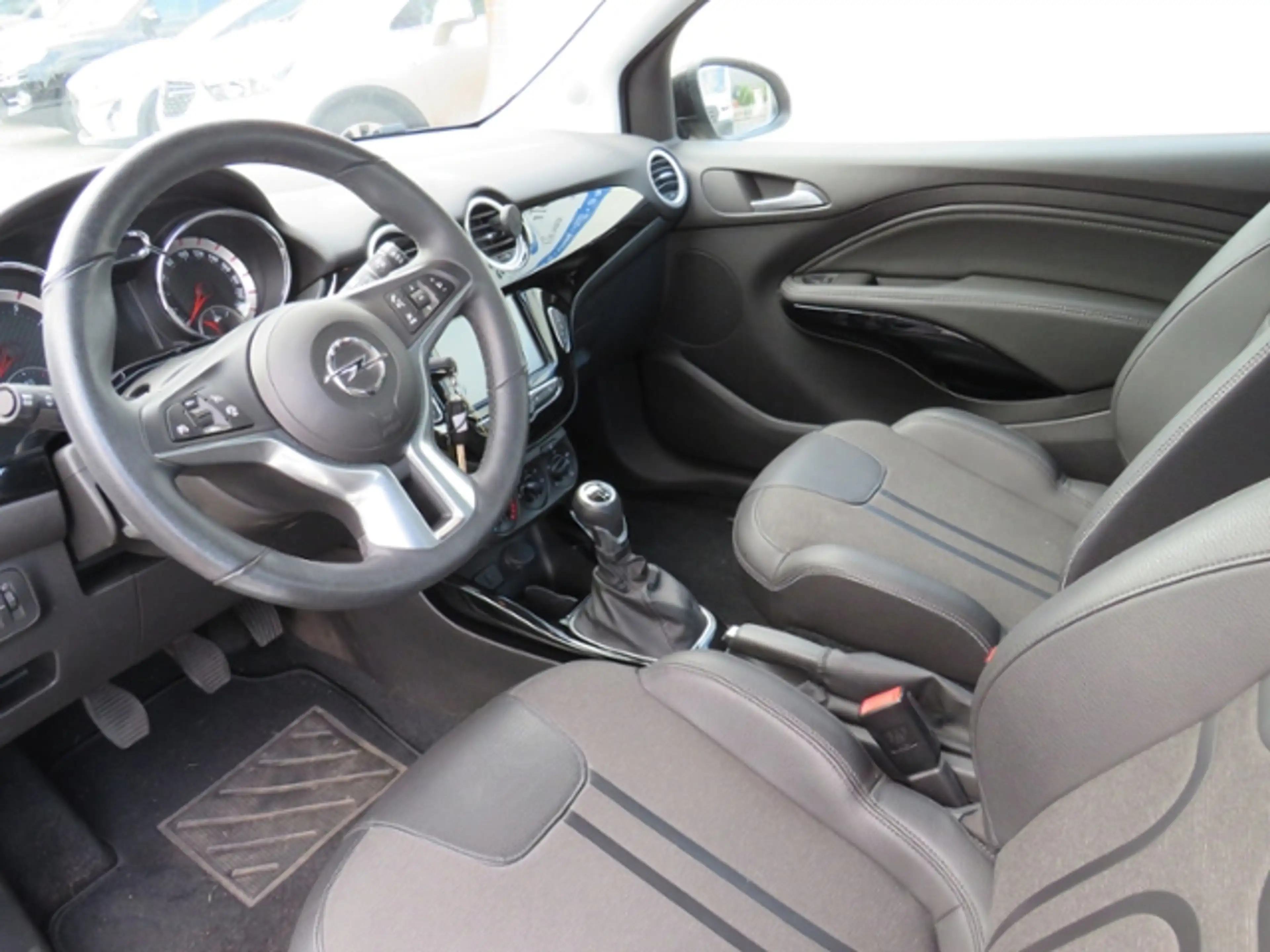 Opel Adam Rocks KLIMA ALU — photo 14