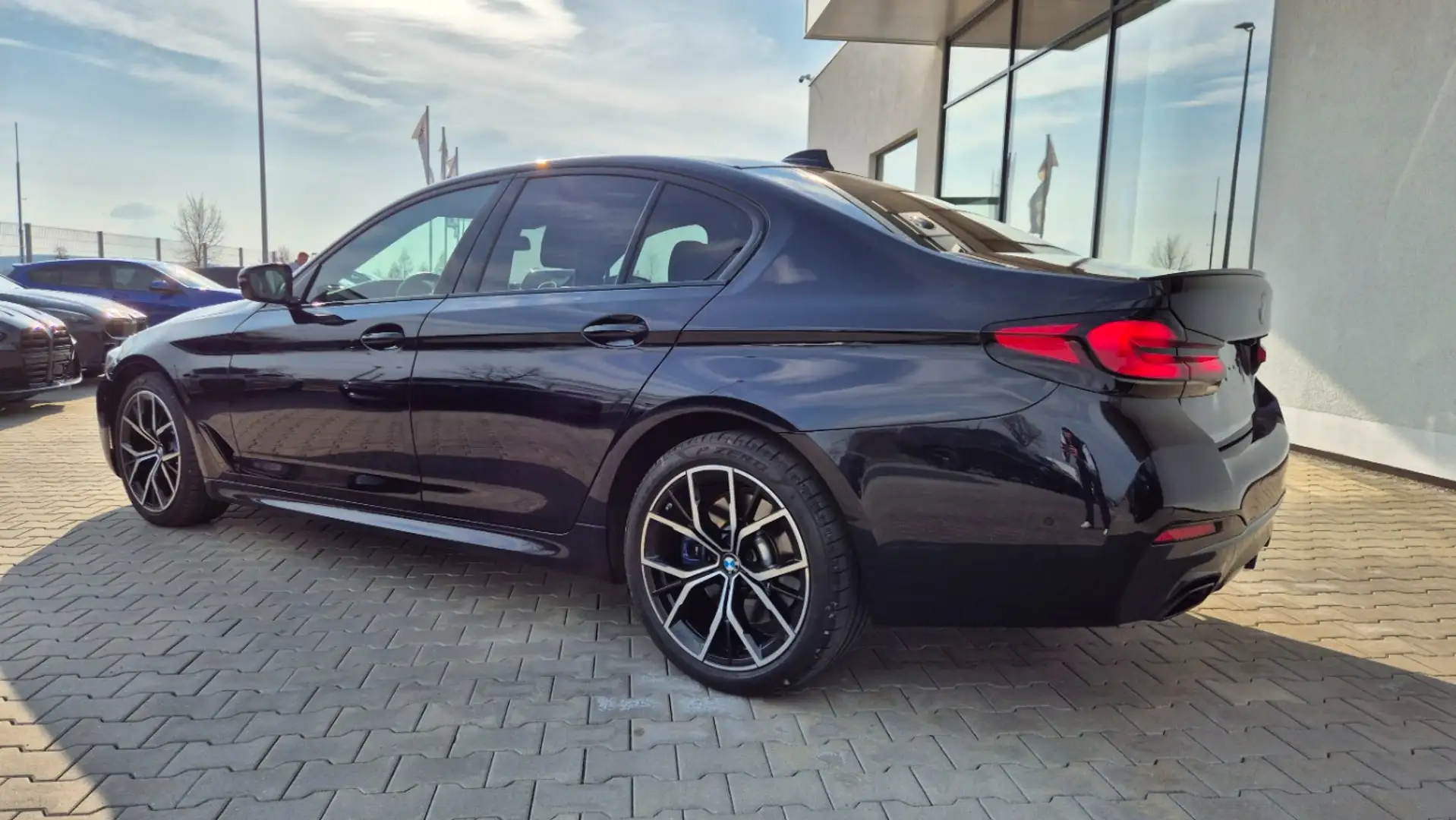 BMW 530 d xDrive Limousine ///M-Sport/SHD/ACC/Standh. Černá - 2