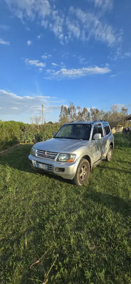 Mitsubishi Pajero 5p 3.2 tdi di-d 16v GLS-2, foto 2