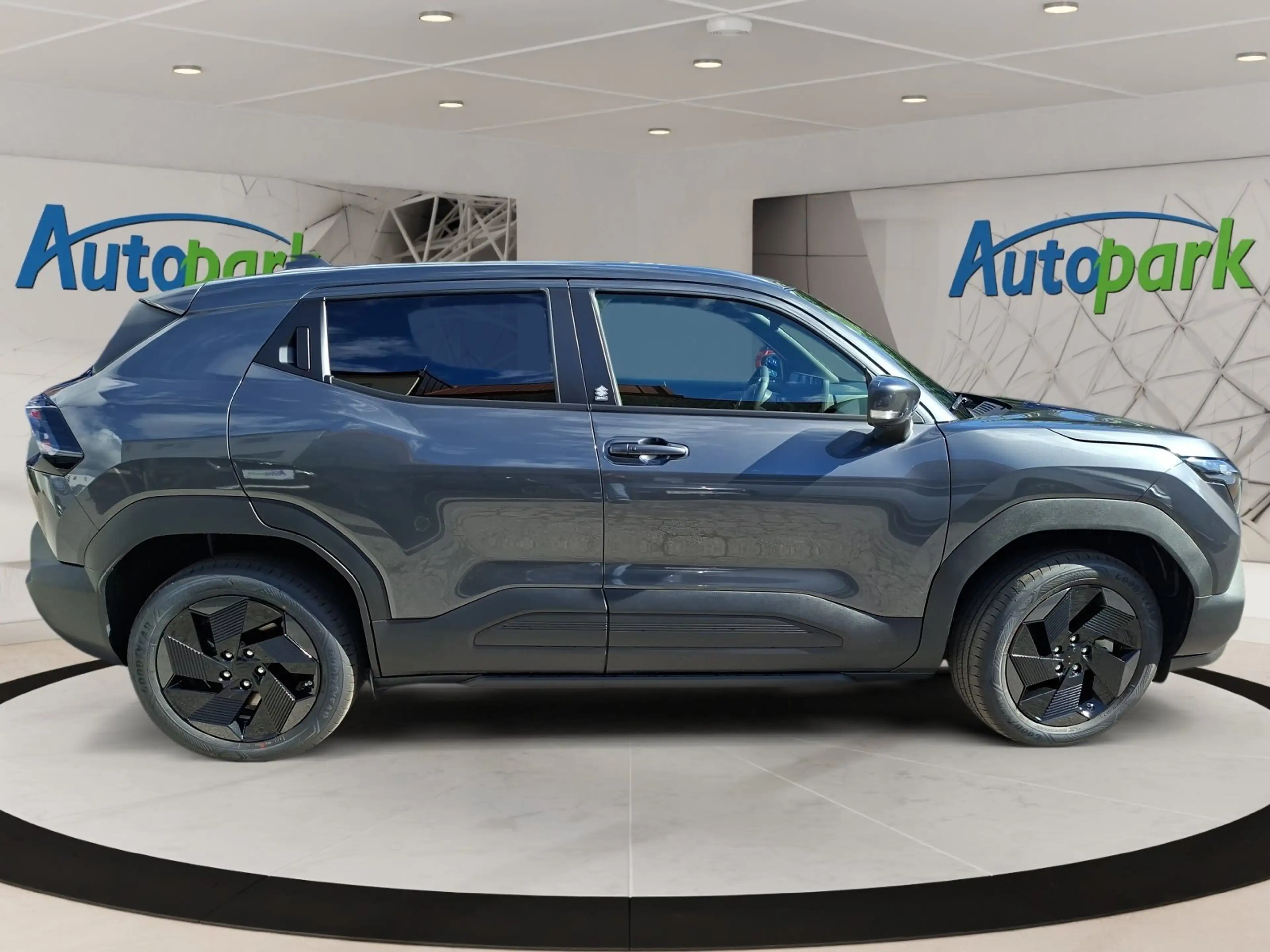 Suzuki e Vitara 61kWh ALLGRIP-e shine — photo 5