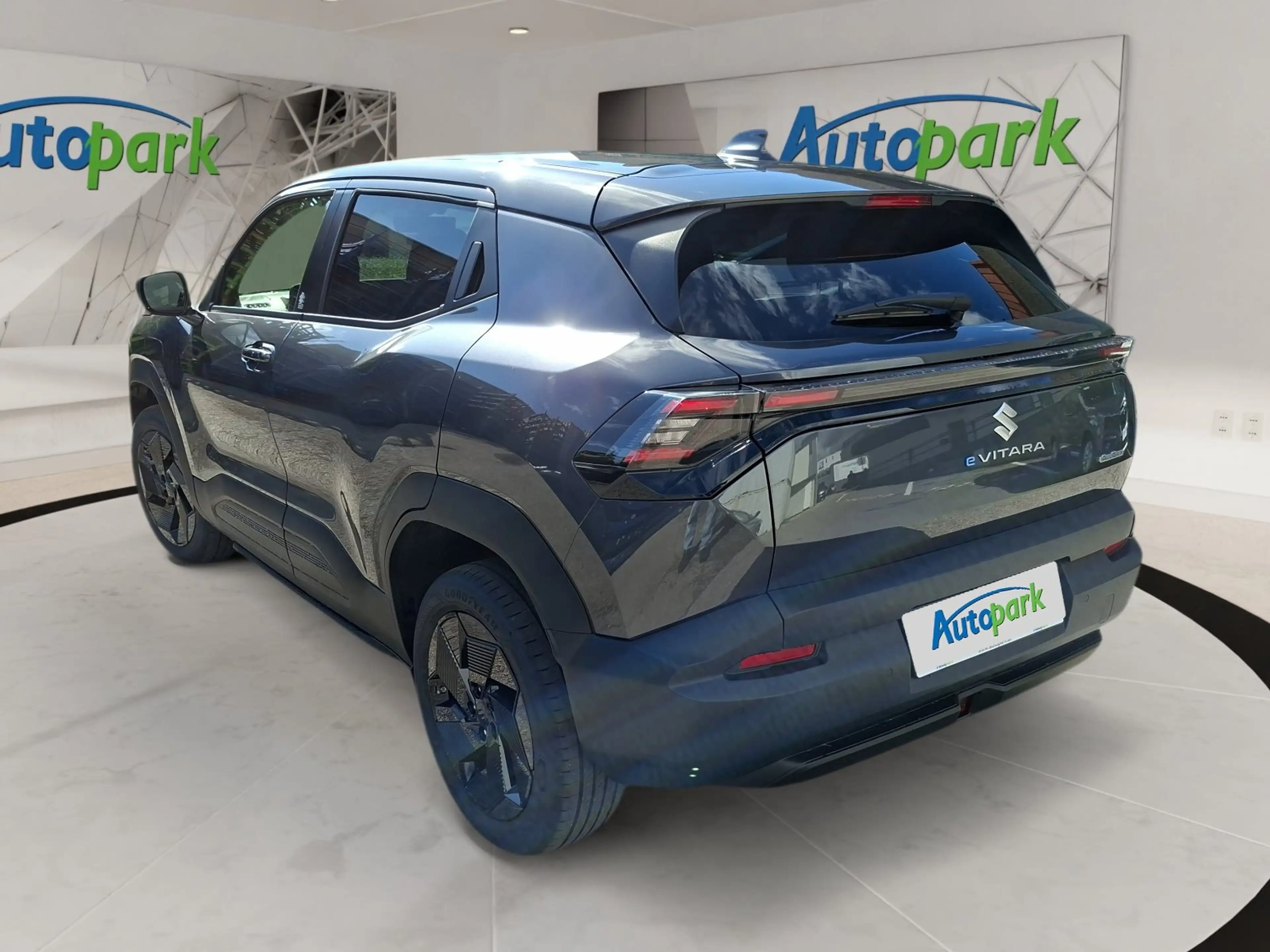 Suzuki e Vitara 61kWh ALLGRIP-e shine — photo 6