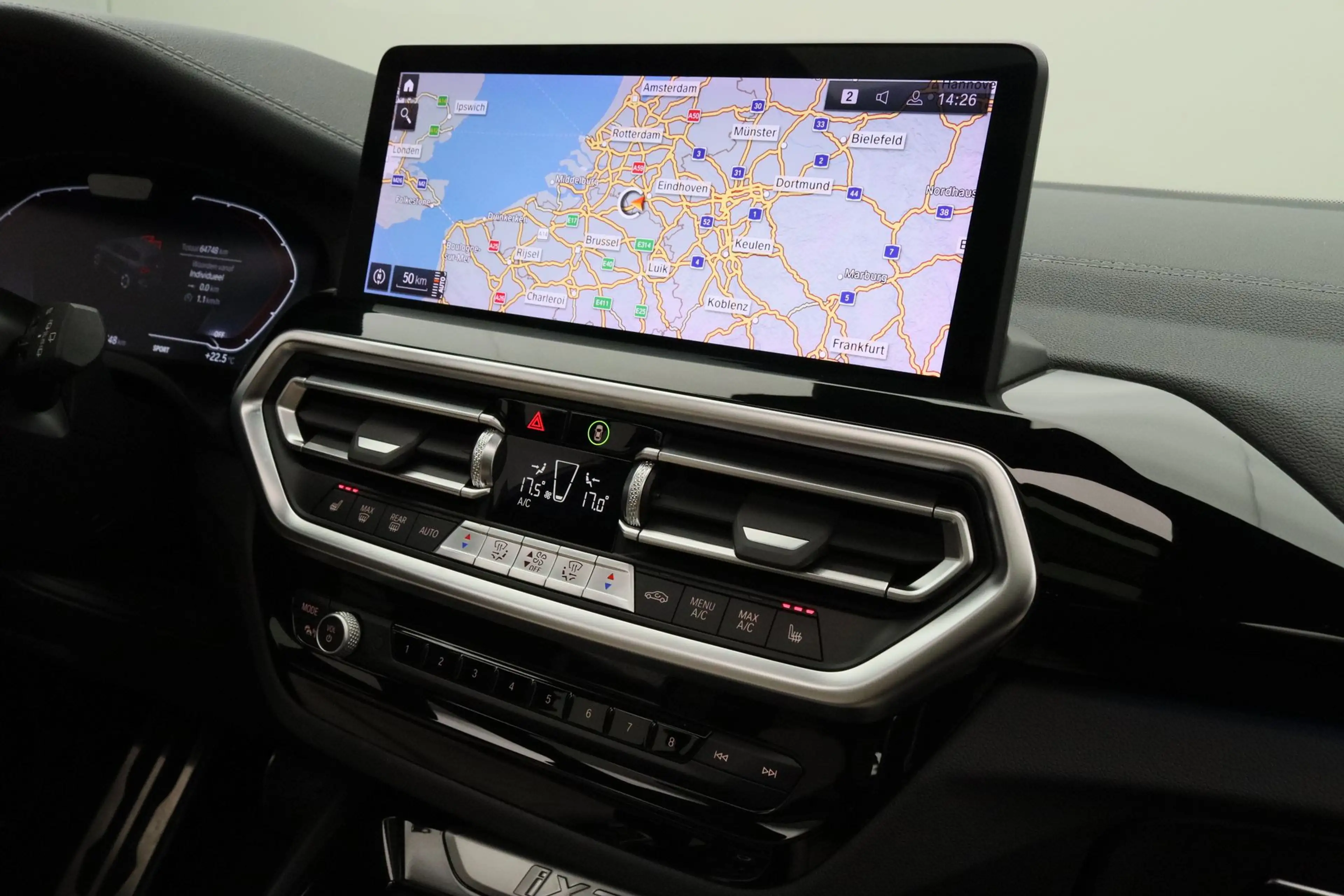 BMW iX3 High Executive 80 kWh — photo 13