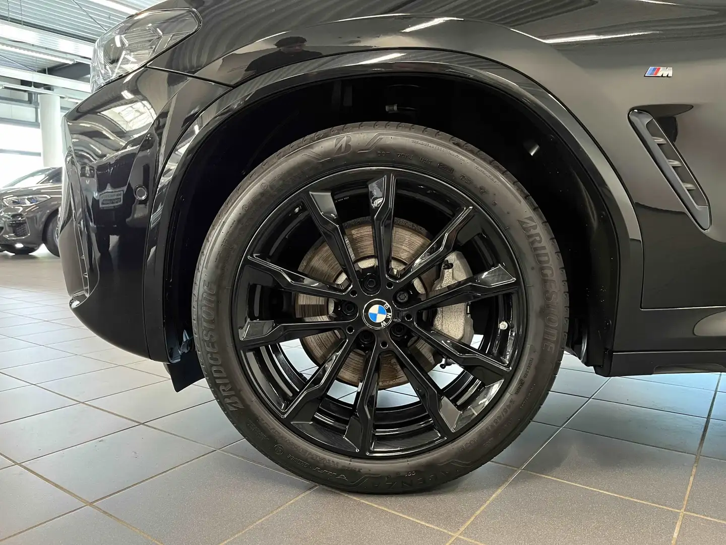 BMW X3 xDrive30i M Sport PANO RFK NAVI LED PDC V+H Nero - 2