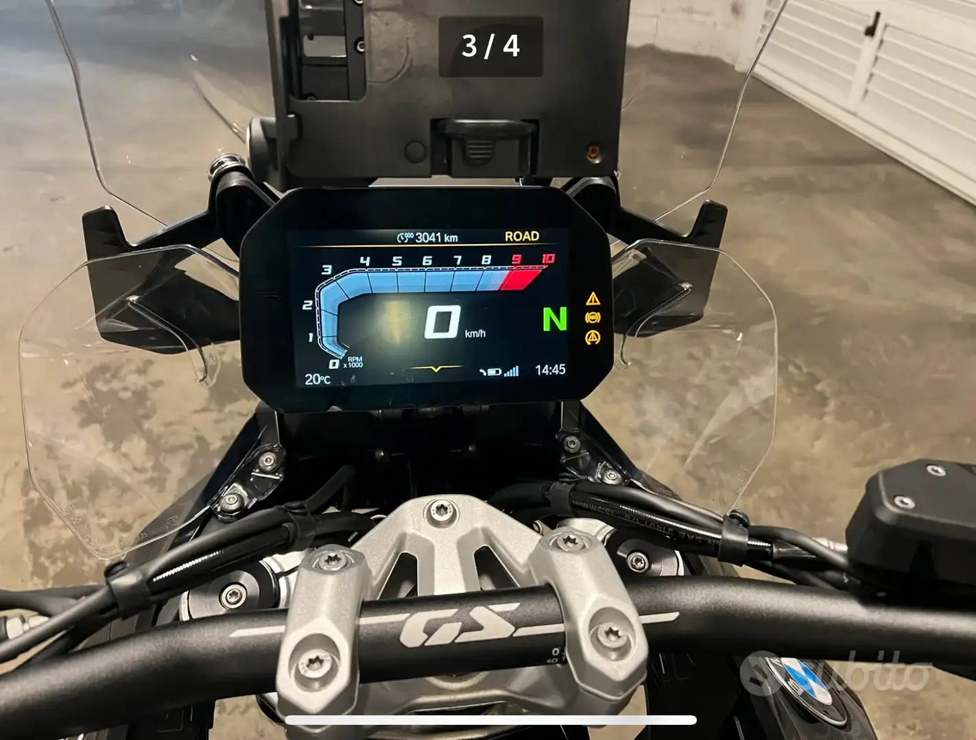 BMW R 1300 GS Triple Black Full optional escluso alzatore - 2