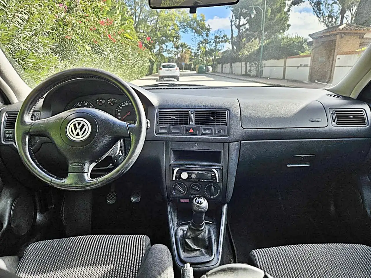Volkswagen Golf 1.6 Conceptline 100, foto 6