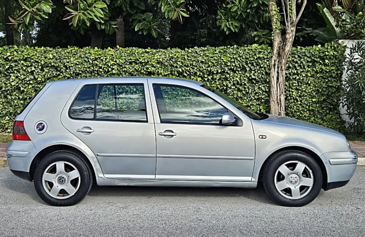 Volkswagen Golf 1.6 Conceptline 100, foto 4