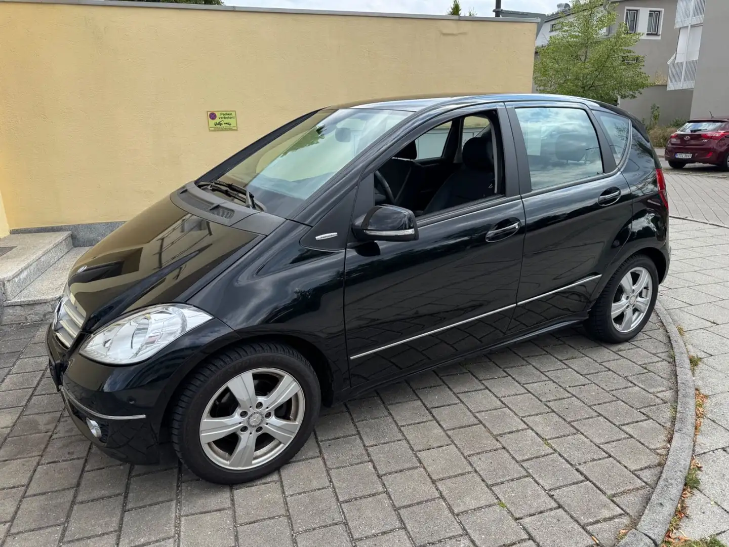 Mercedes-Benz A 160 A -Klasse / NUR 28000 TKM Noir - 1