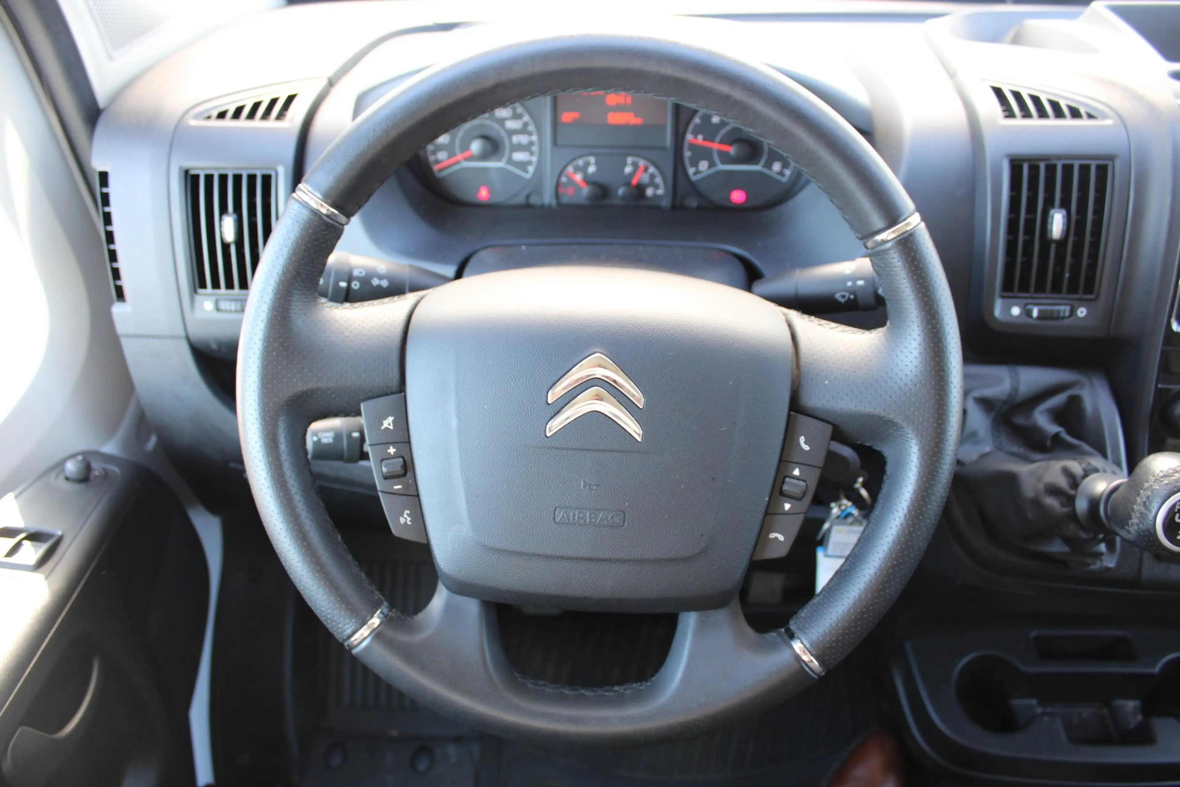 Citroen Jumper 2.2 BlueHDi 140 L3H2 3.3t BPM Vrij Voor Ondernemer — photo 14