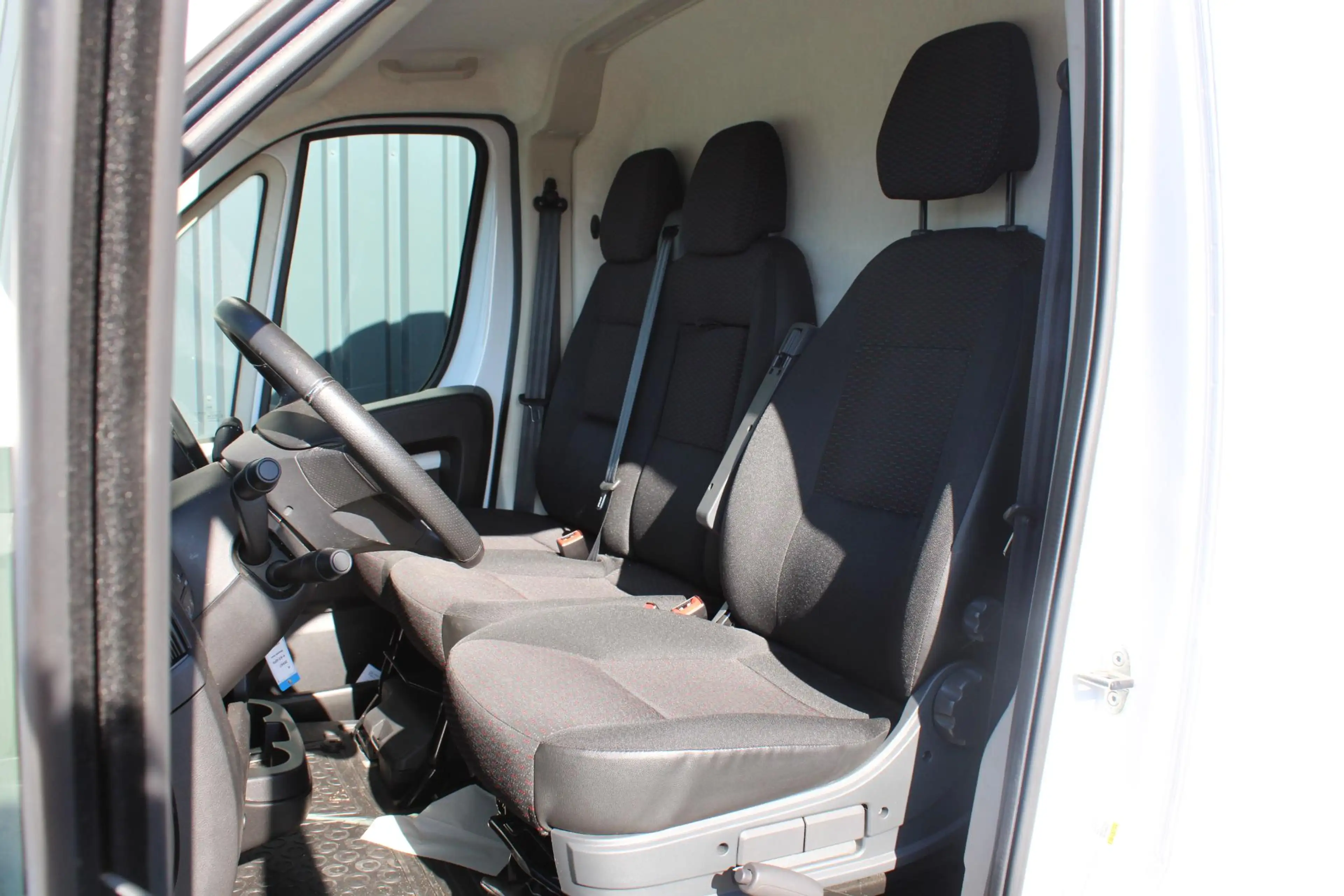 Citroen Jumper 2.2 BlueHDi 140 L3H2 3.3t BPM Vrij Voor Ondernemer — photo 12
