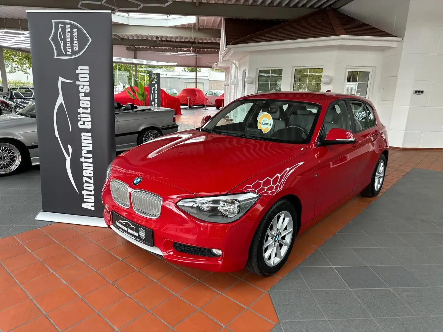 BMW 116 i *1. Hand / Steuerkette NEU / Garantie * Roşu - 1