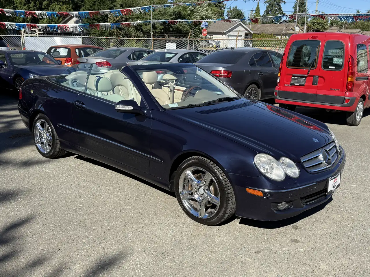 Mercedes-Benz CLK снимка Mercedes-Benz CLK