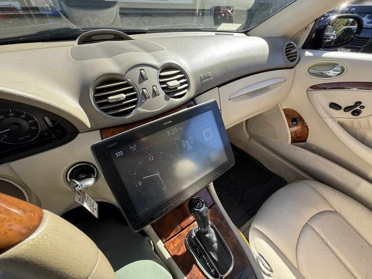 Mercedes-Benz CLK снимка Mercedes-Benz CLK