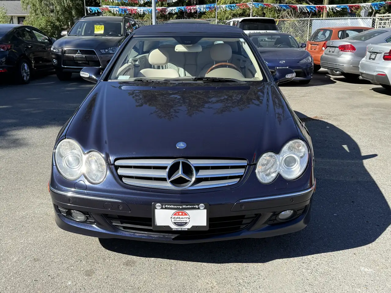 Mercedes-Benz CLK снимка Mercedes-Benz CLK
