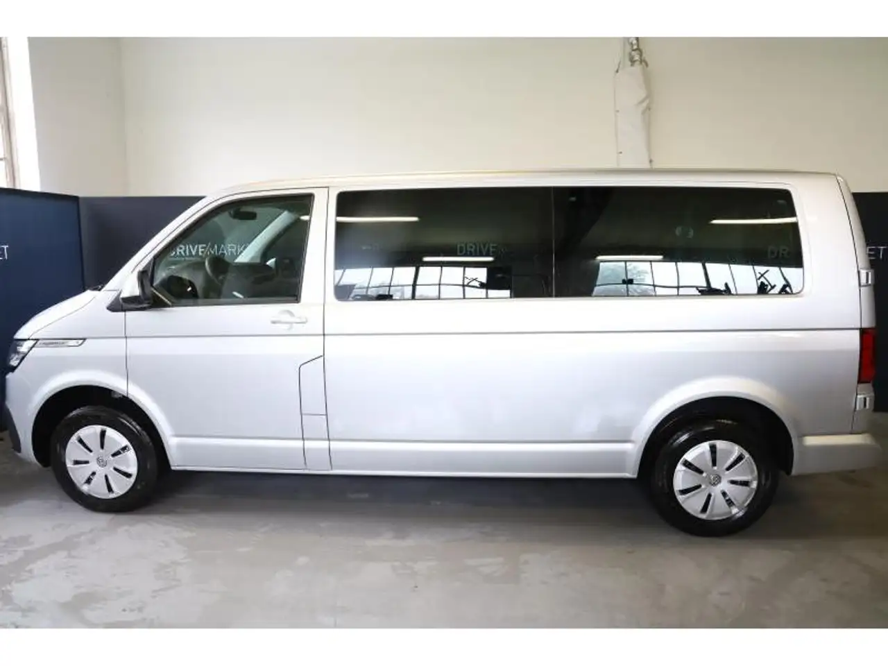 Volkswagen T6.1 Caravelle Comfortline LR LONG NAVI LED 9