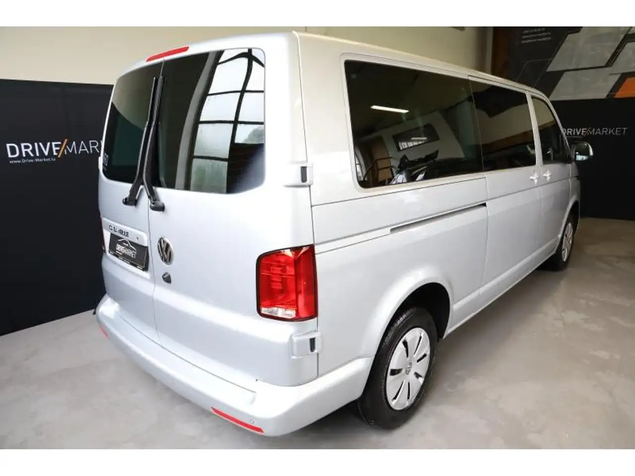 Volkswagen T6.1 Caravelle Comfortline LR LONG NAVI LED 13
