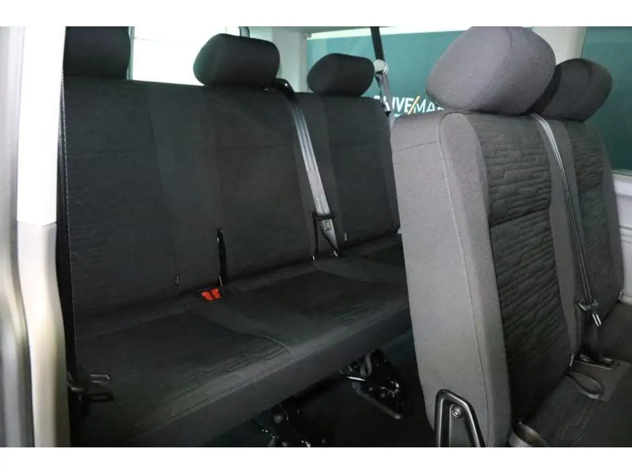 Volkswagen T6.1 Caravelle Comfortline LR LONG NAVI LED 14