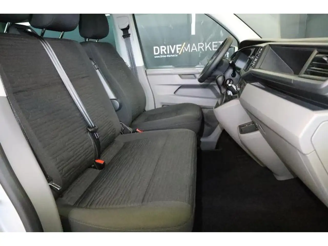 Volkswagen T6.1 Caravelle Comfortline LR LONG NAVI LED 11