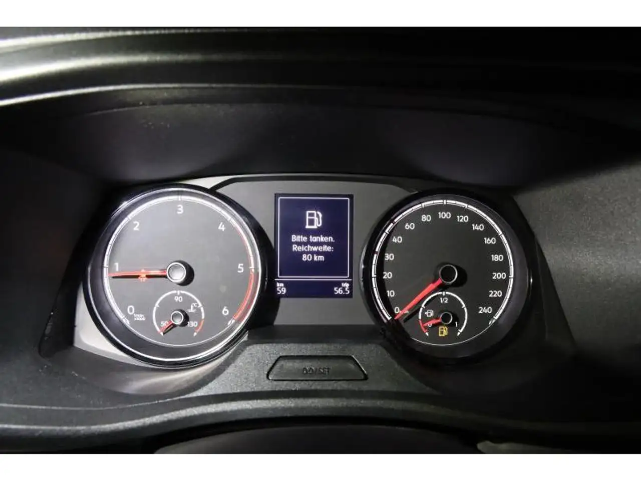 Volkswagen T6.1 Caravelle Comfortline LR LONG NAVI LED 8