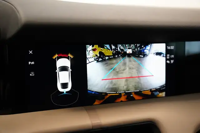 Porsche Taycan view 22