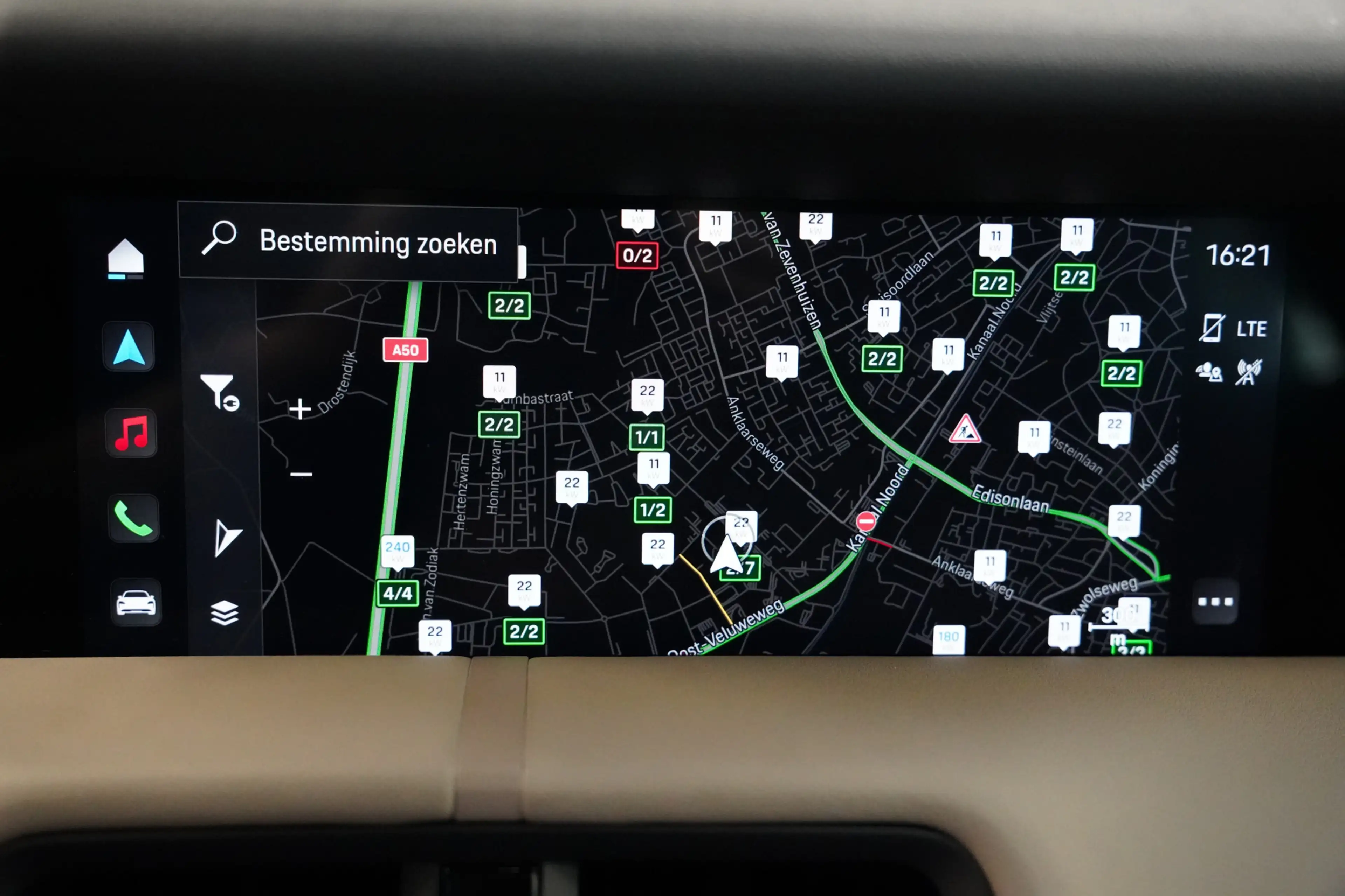 Porsche Taycan Performance 84 kWh ACC Panoramadak Leder Memory Se — photo 20
